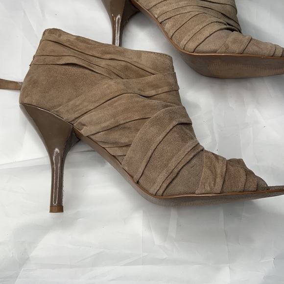 Nine West Upper Suede Leather Bootie Shoe Tan Size 10 - Picture 2 of 7